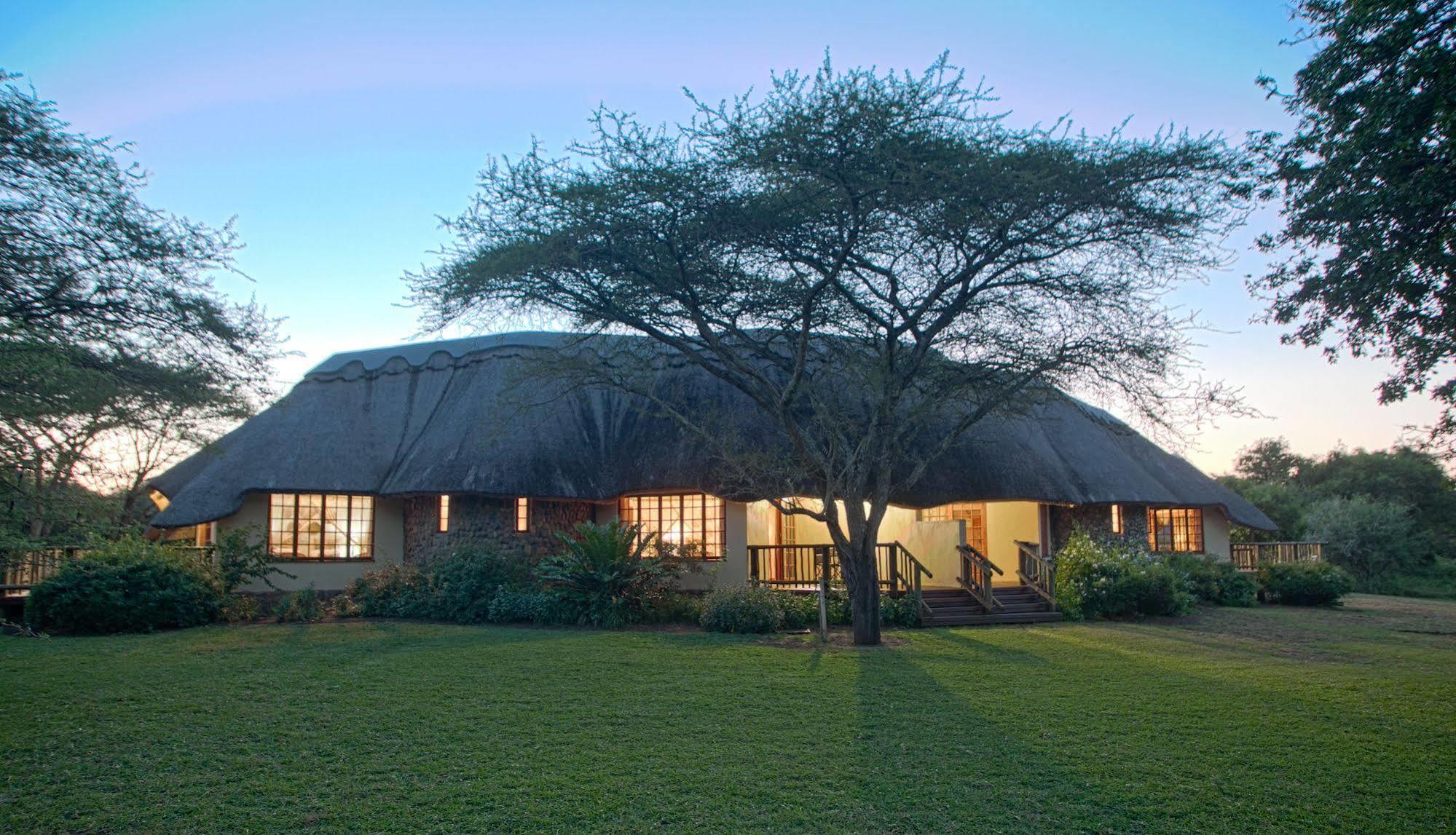 Rhino River Lodge Manyoni Private Game Reserve Dış mekan fotoğraf